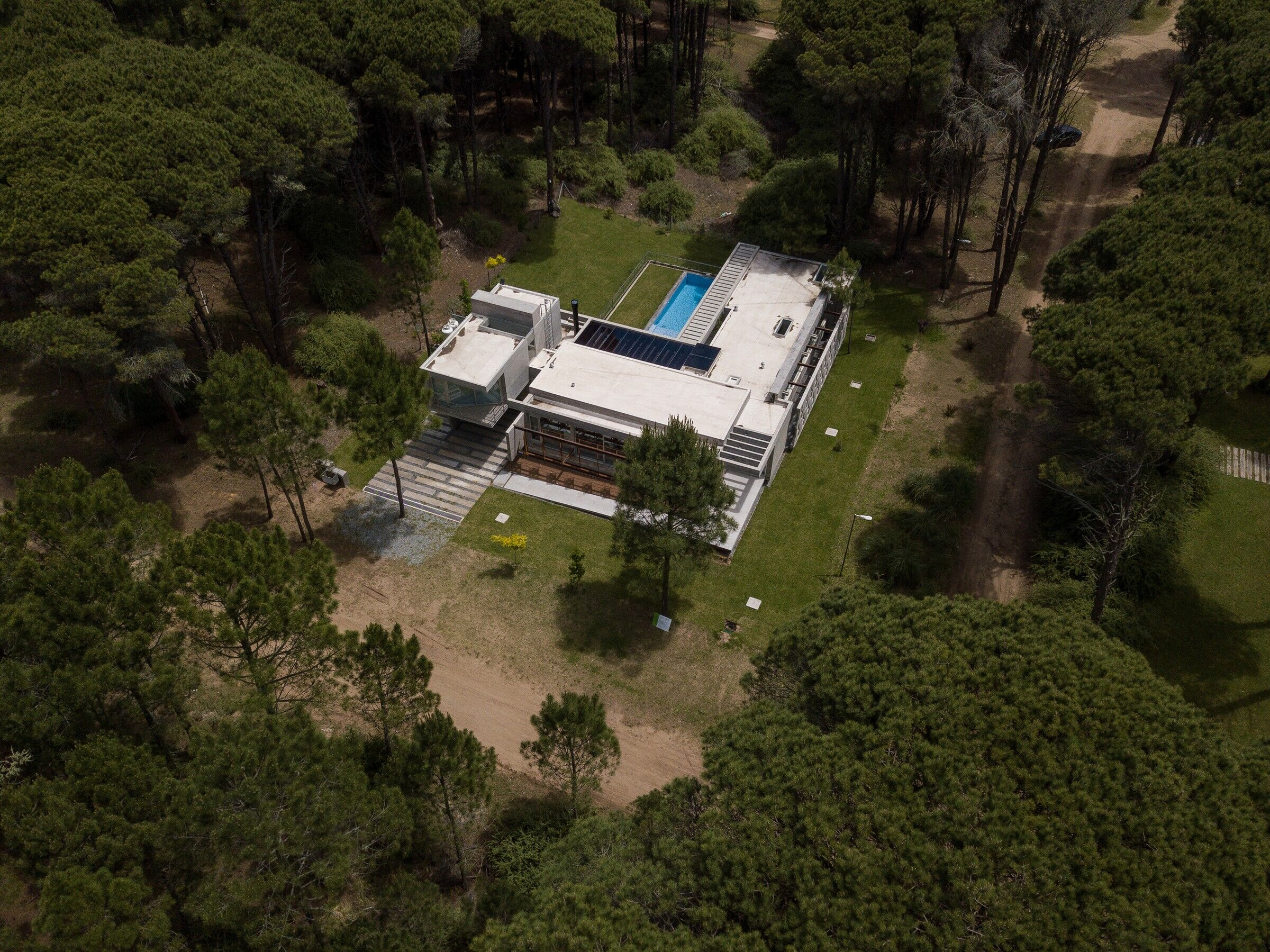 https://archello.com/story/99184/attachments/photos-videos/4 photo_credit Diego Medina