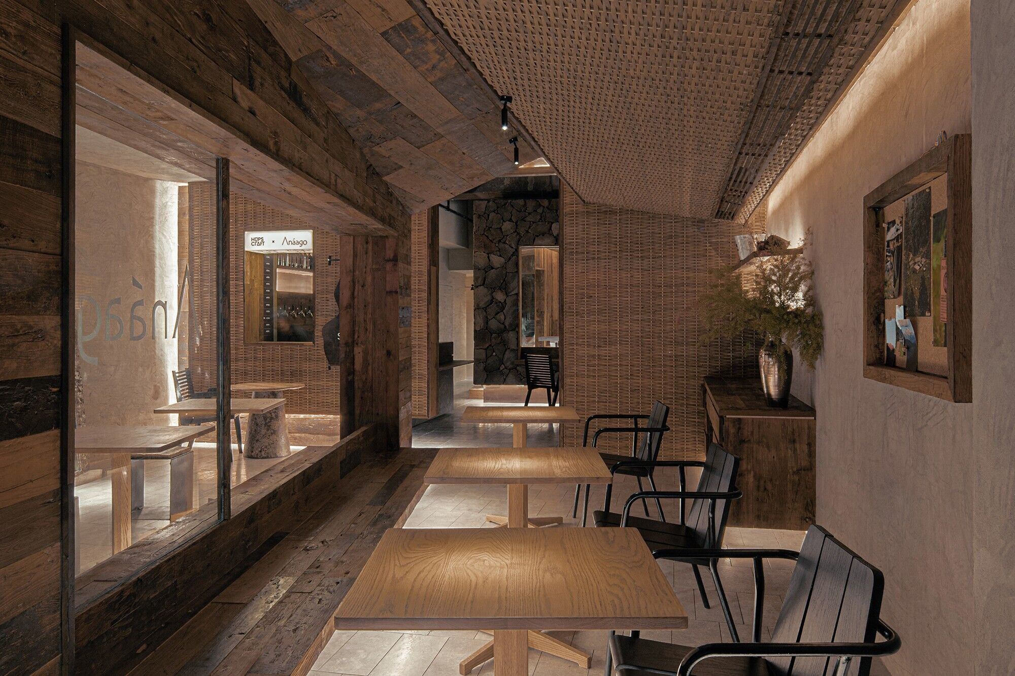 https://archello.com/story/122963/attachments/photos-videos/8 photo_credit DID STUDIO