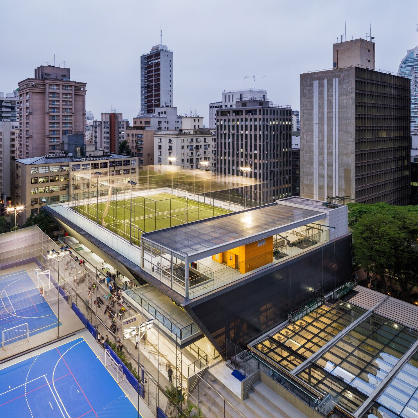 https://archello.com/story/123263/attachments/photos-videos/5 photo_credit Nelson Kon