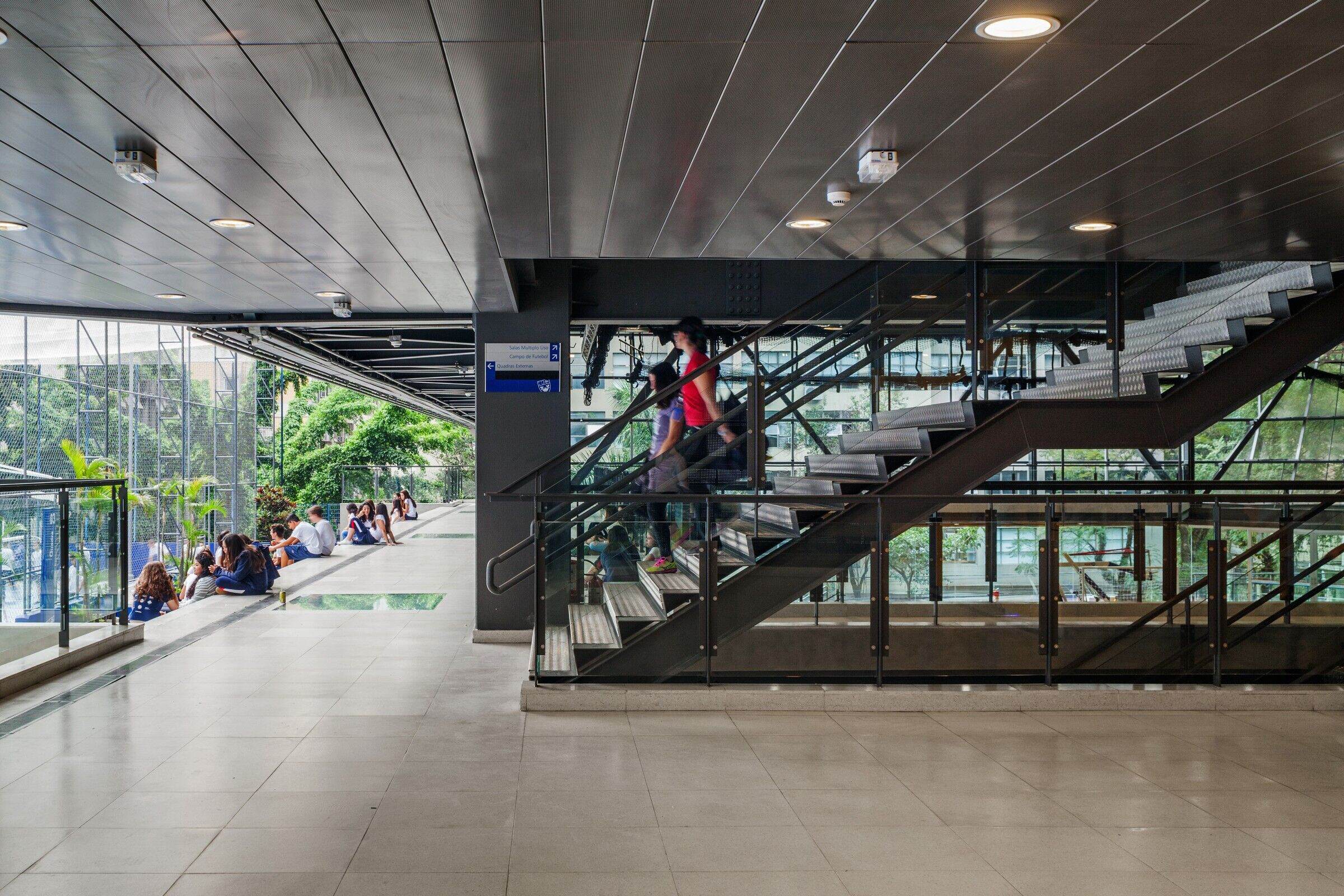 https://archello.com/story/123263/attachments/photos-videos/18 photo_credit Nelson Kon