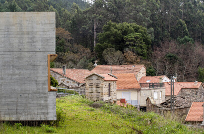 Social Center in Cornido