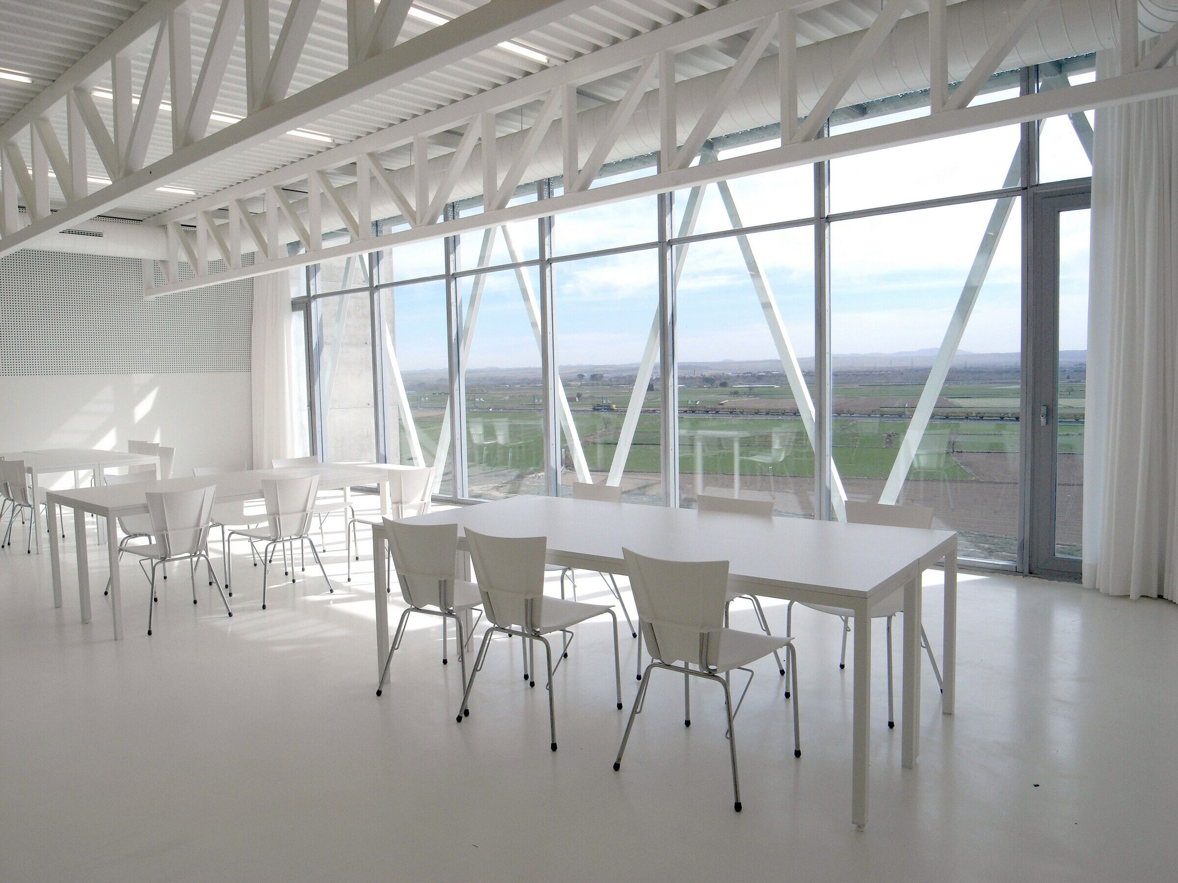 https://archello.com/story/123378/attachments/photos-videos/12 photo_credit Taller básico de arquitectura (Xabier Ilundain Madurga)