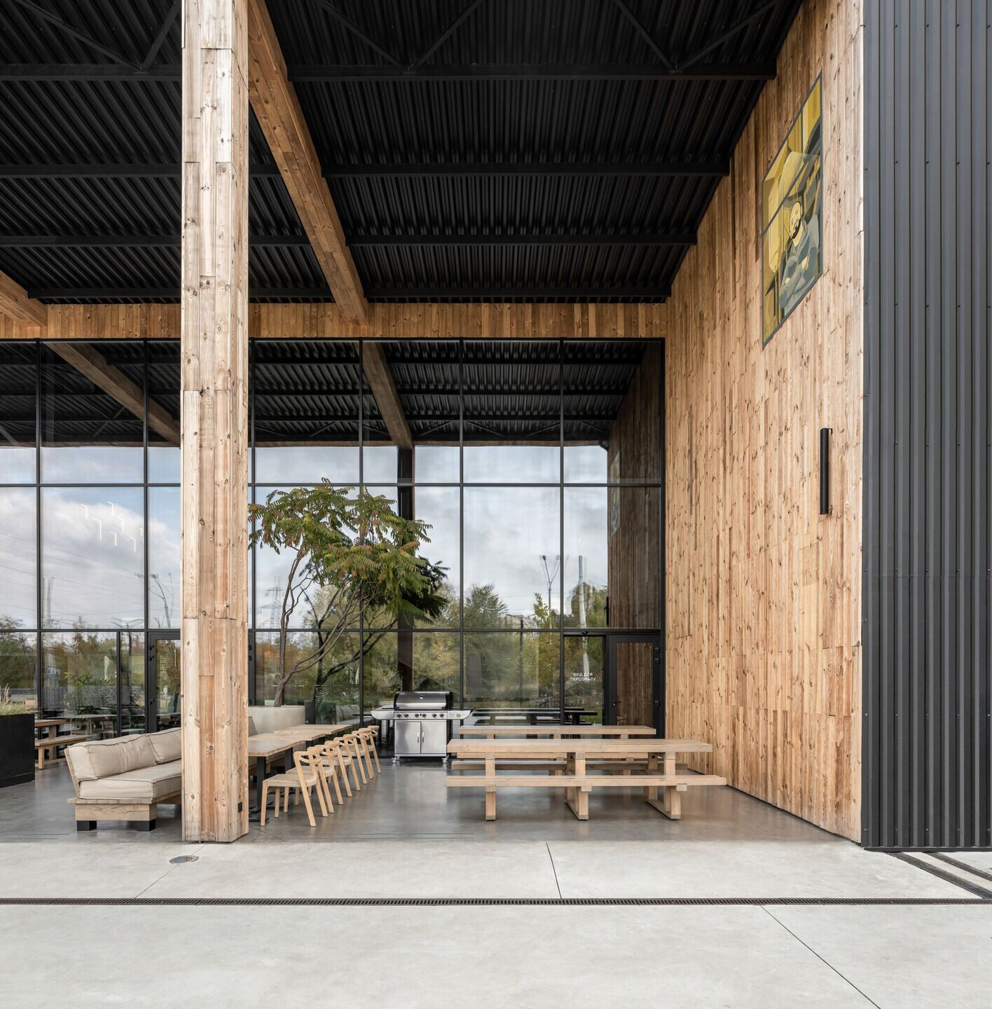 https://archello.com/story/123447/attachments/photos-videos/59 photo_credit Andrey Bezuglov