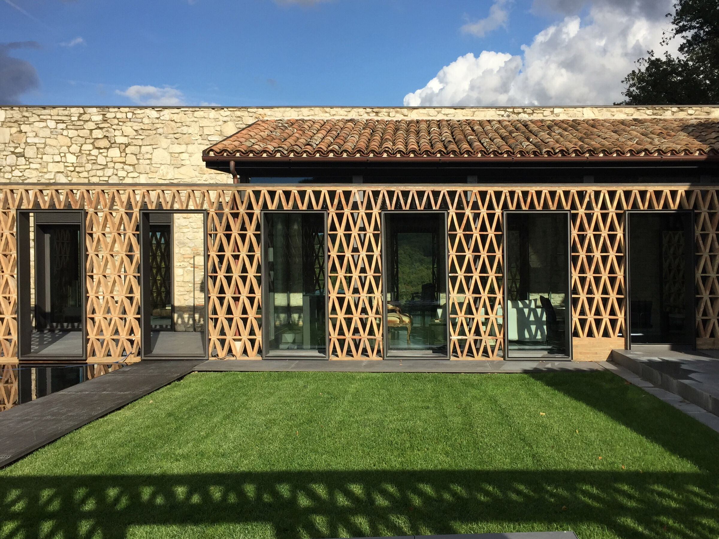 https://archello.com/story/123476/attachments/photos-videos/6 photo_credit @Lazzarini Pickering Architetti srl