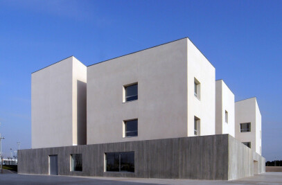 Rectory building for San Jorge University