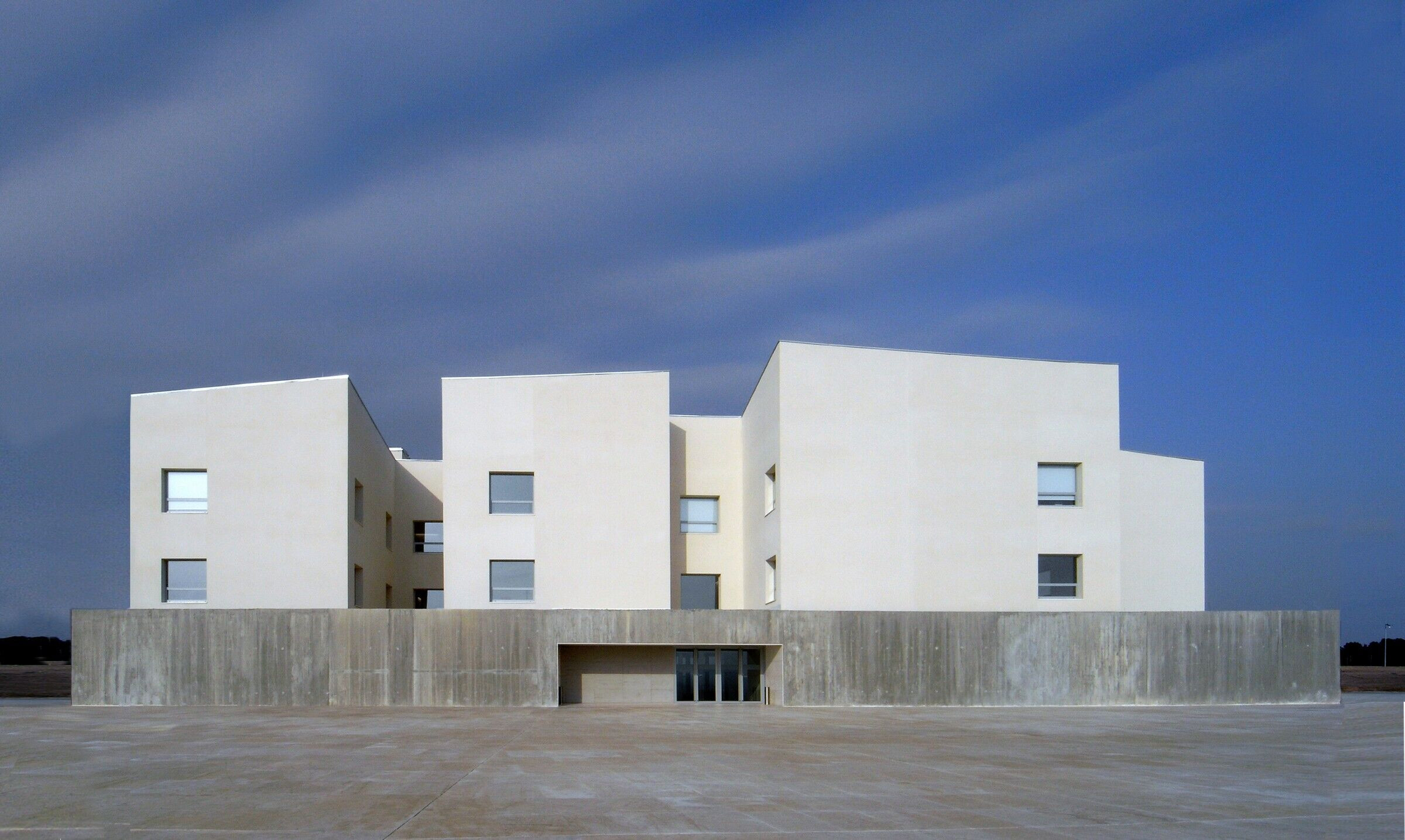 https://archello.com/story/123441/attachments/photos-videos/3 photo_credit Taller básico de arquitectura (Xabier Ilundain Madurga)
