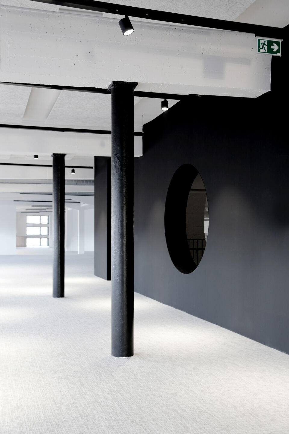 https://archello.com/story/123705/attachments/photos-videos/15 photo_credit STEINBAUER architektur+design