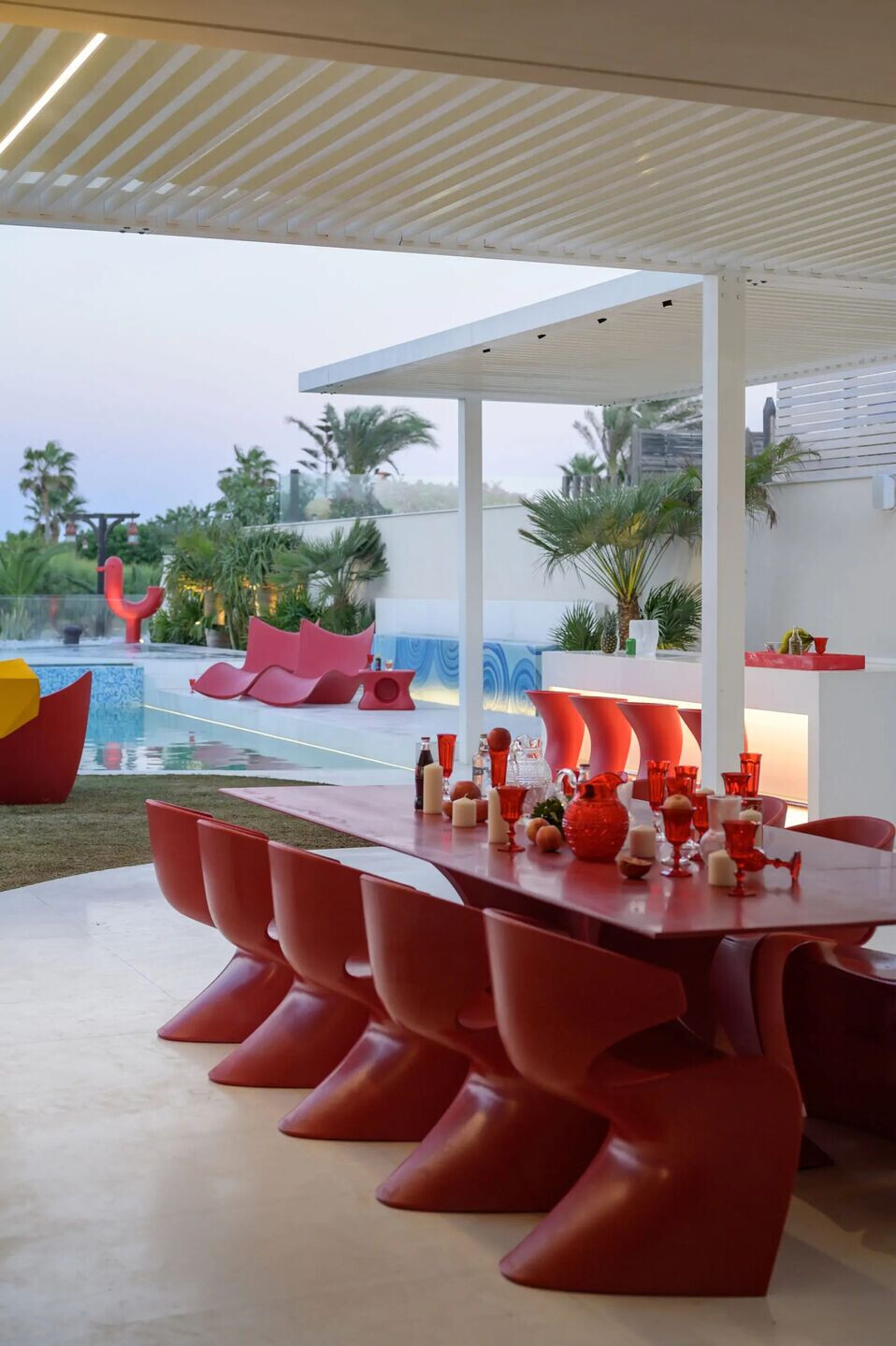 https://archello.com/story/123917/attachments/photos-videos/6 photo_credit Image Courtesy Vondom