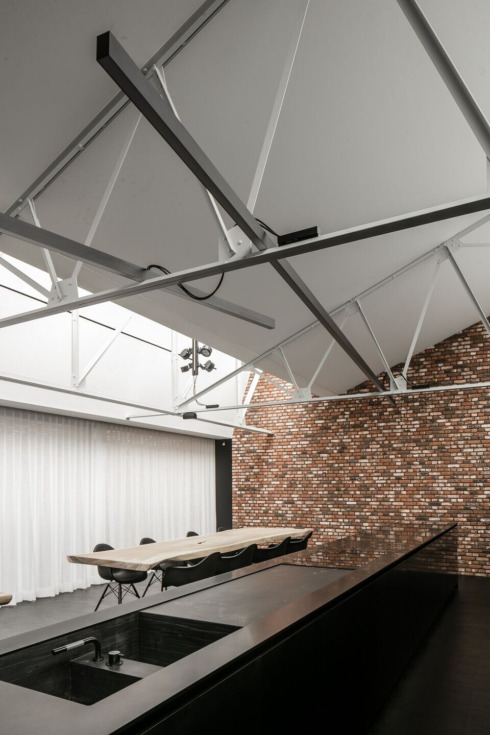 https://archello.com/story/123991/attachments/photos-videos/26 photo_credit Thomas De Bruyne (Cafeïne)