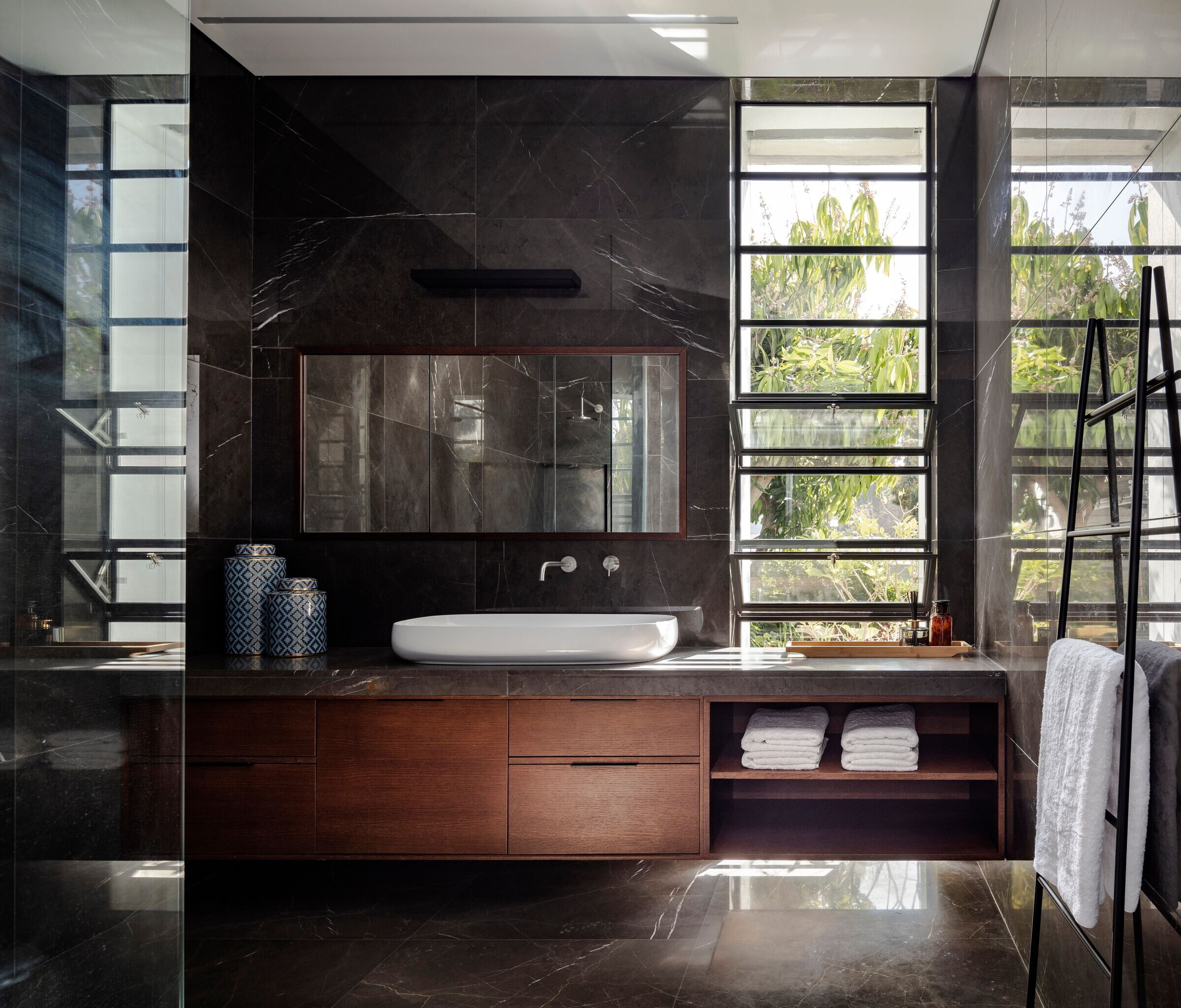 https://archello.com/story/124059/attachments/photos-videos/7 photo_credit Amit Geron