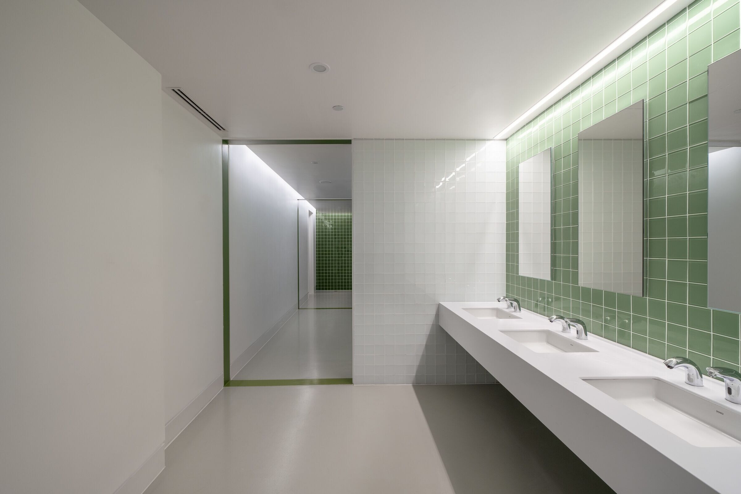 https://archello.com/story/124135/attachments/photos-videos/17 photo_credit ZC Architectural Photography Studio
