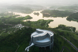 The confluence of two rivers informs the design of a new exhibition center in Chongqing