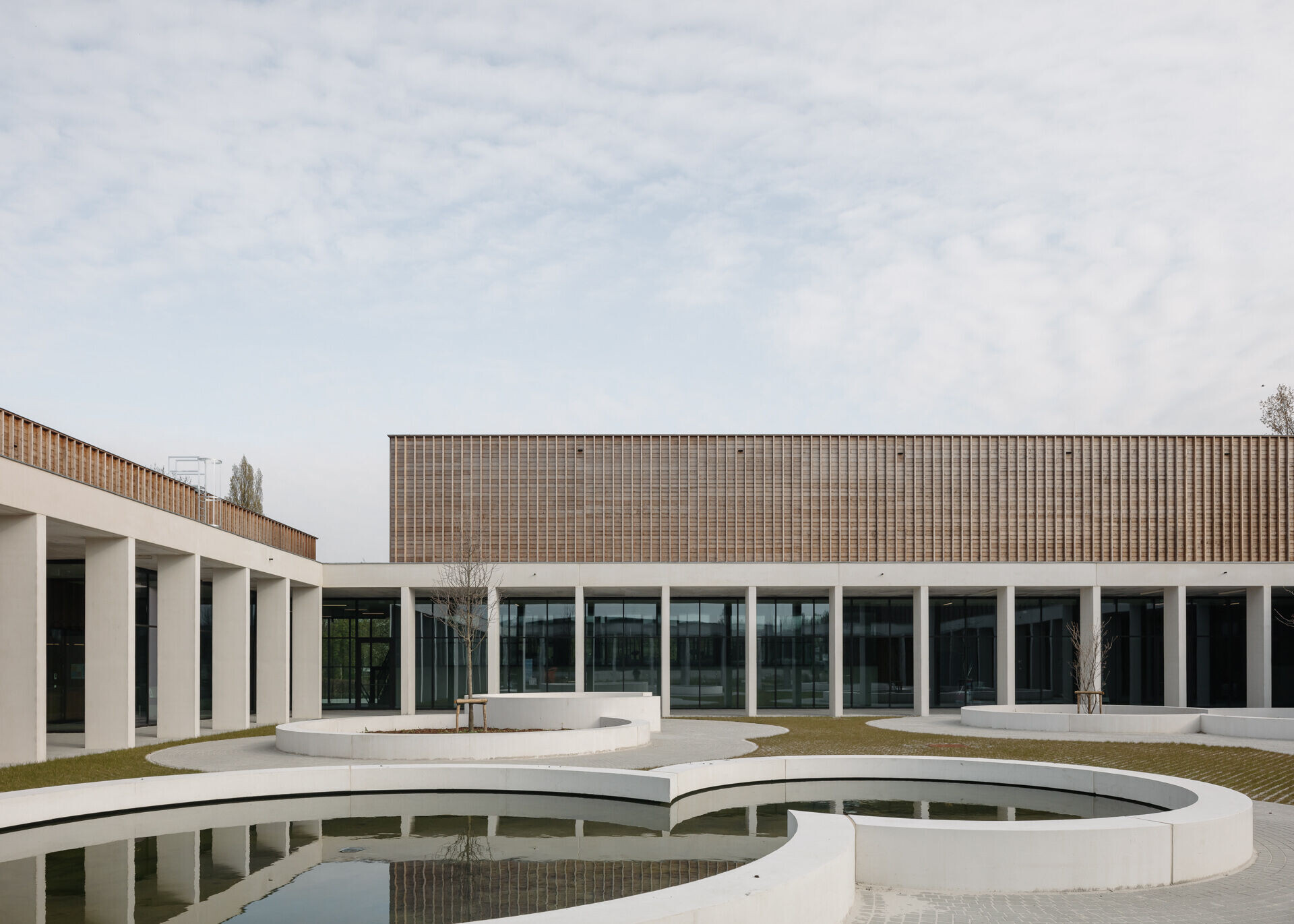 https://archello.com/story/124353/attachments/photos-videos/7 photo_credit Stijn Bollaert