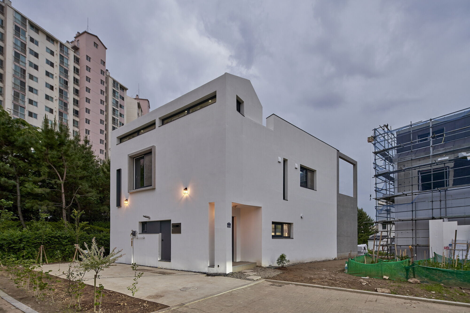 https://archello.com/story/124312/attachments/photos-videos/4 photo_credit Youngchae Park