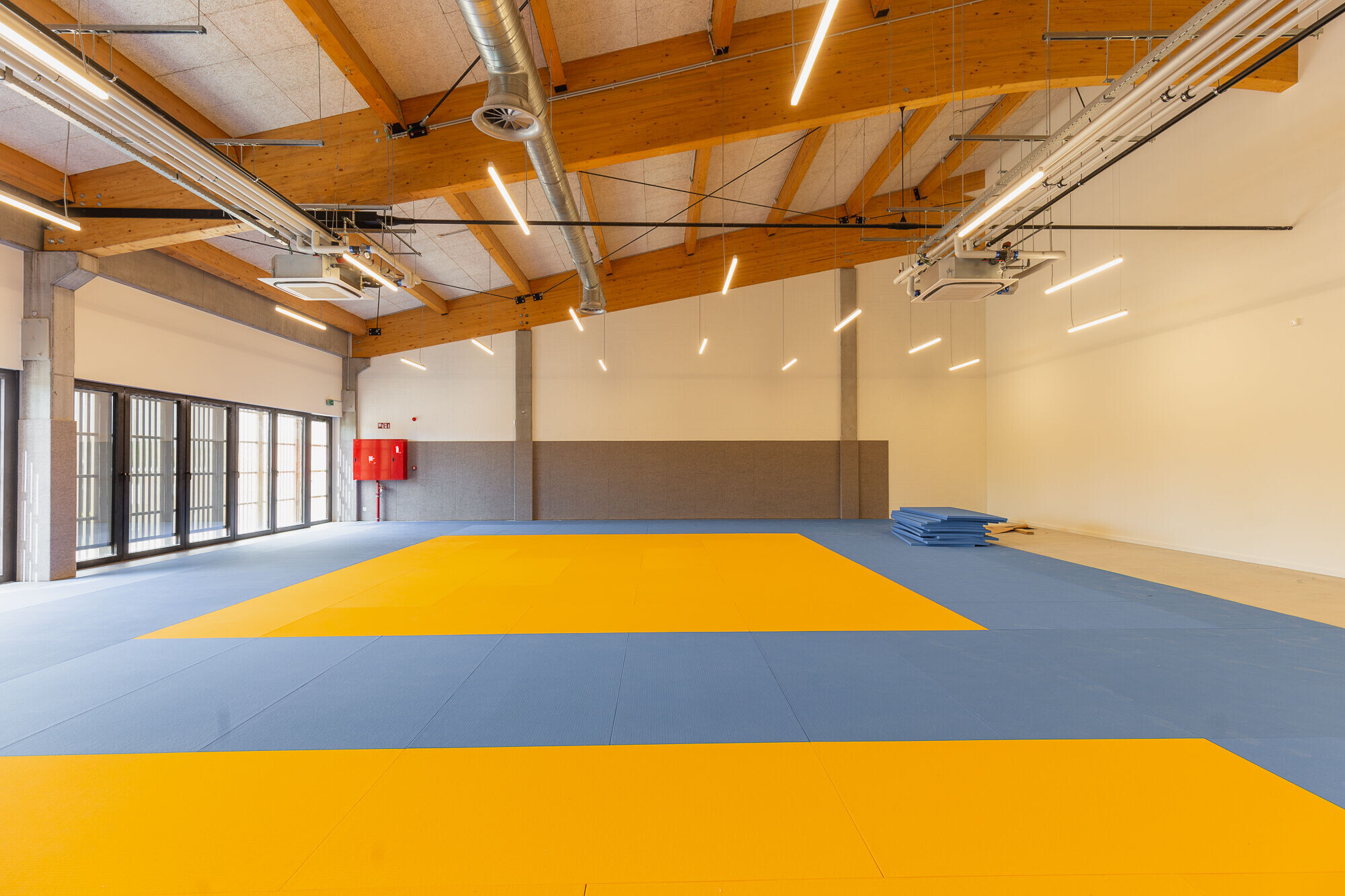 https://archello.com/story/124413/attachments/photos-videos/8 photo_credit Matthias Vanhoutteghem