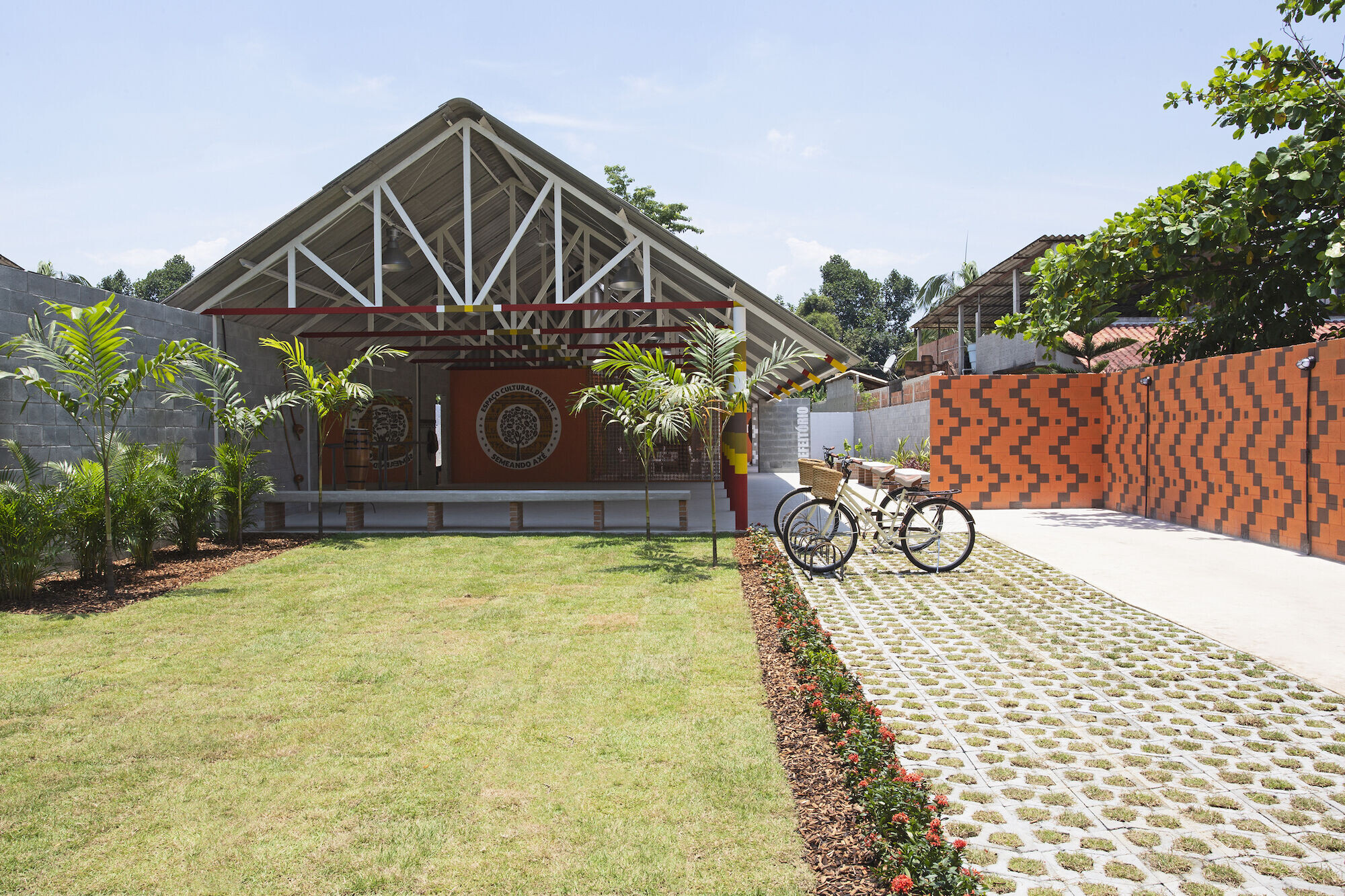 https://archello.com/story/124556/attachments/photos-videos/13 photo_credit Courtesy Of Tadu Arquitetura