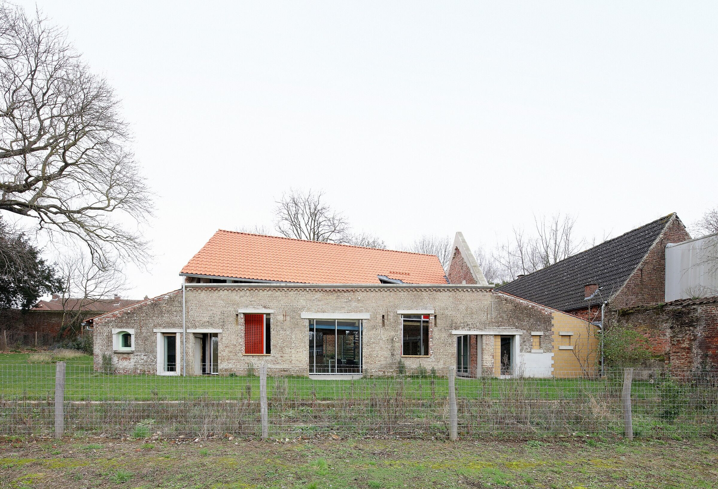 https://archello.com/story/124669/attachments/photos-videos/7 photo_credit Filip Dujardin