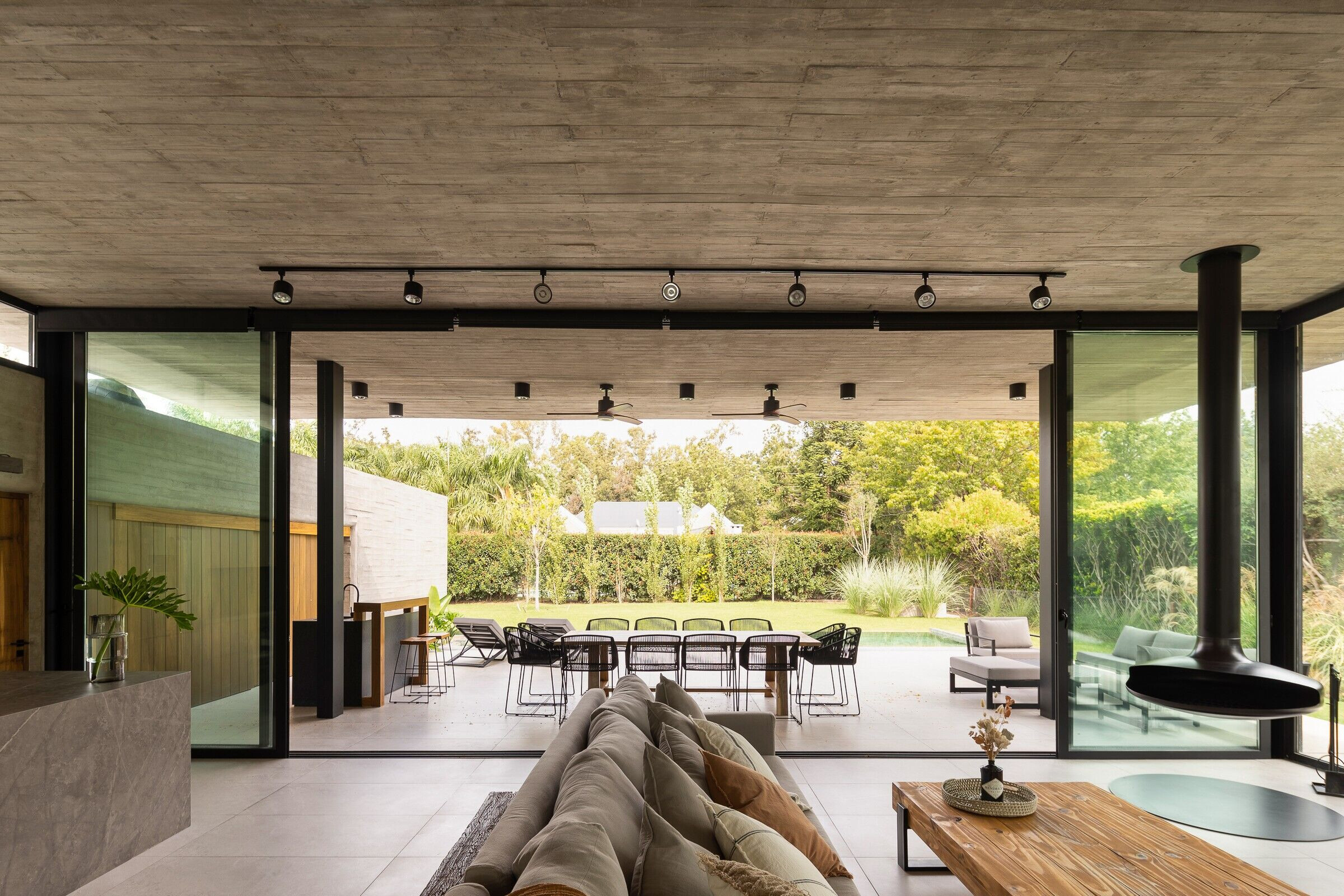 https://archello.com/story/124734/attachments/photos-videos/27 photo_credit Ramiro Sosa