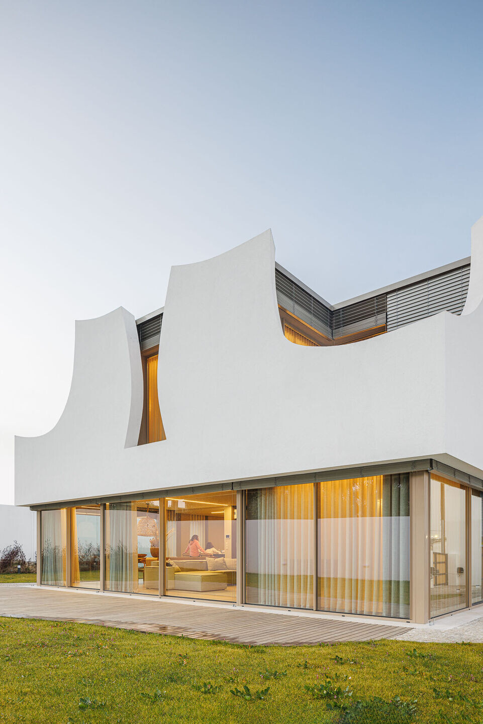 https://archello.com/story/124733/attachments/photos-videos/7 photo_credit Ivo Tavares Studio