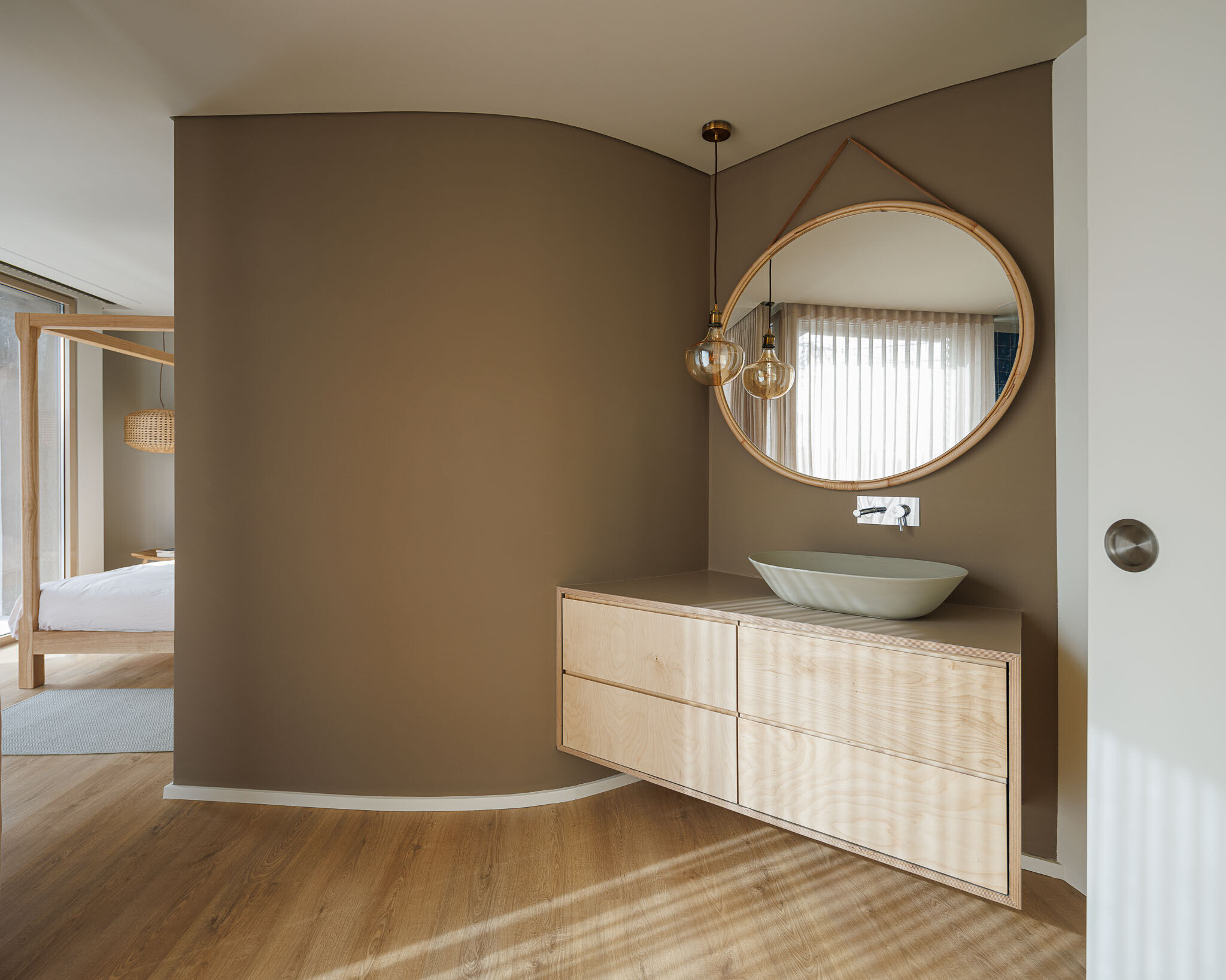 https://archello.com/story/124733/attachments/photos-videos/40 photo_credit Ivo Tavares Studio