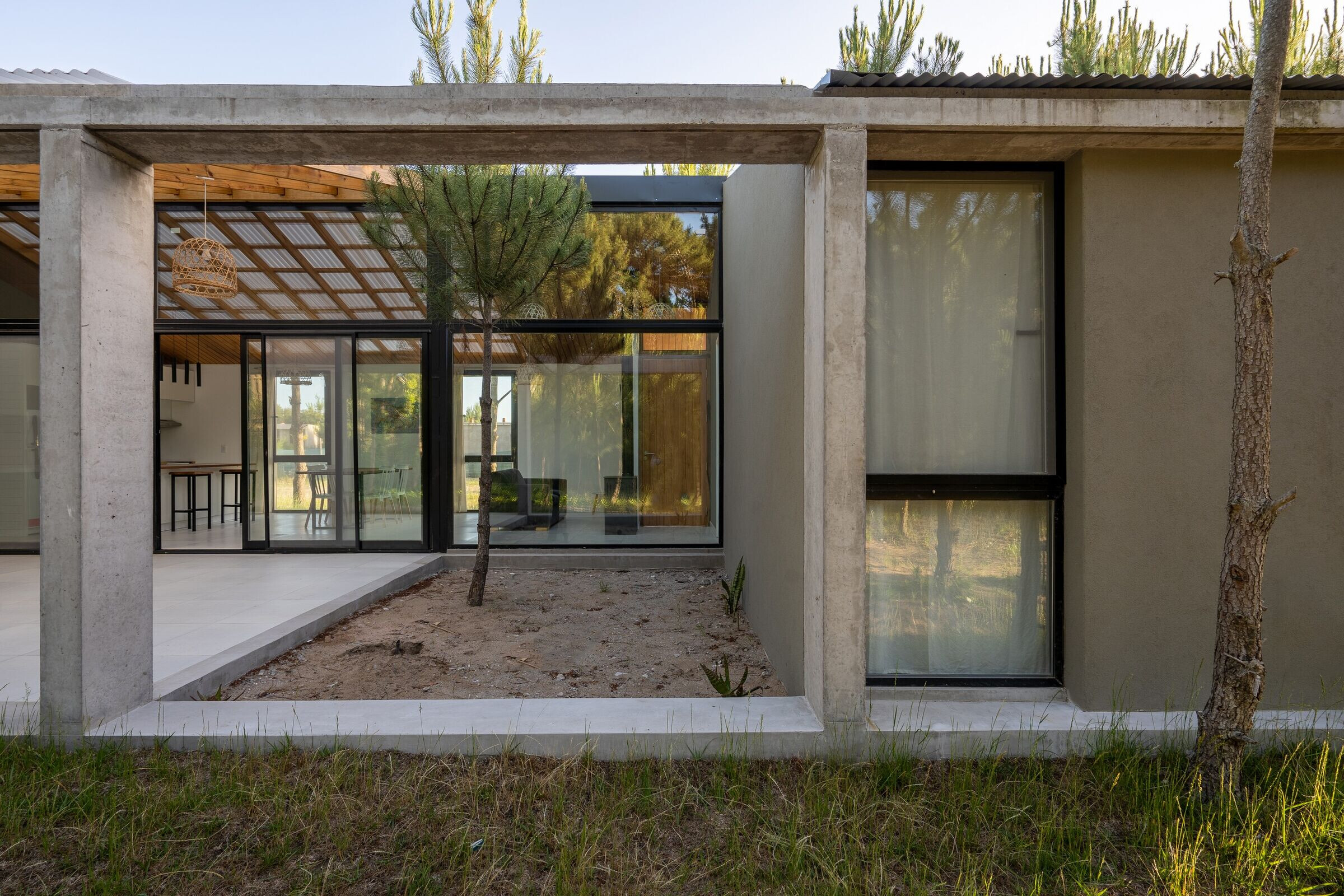 https://archello.com/story/124814/attachments/photos-videos/3 photo_credit Mariano Imperial