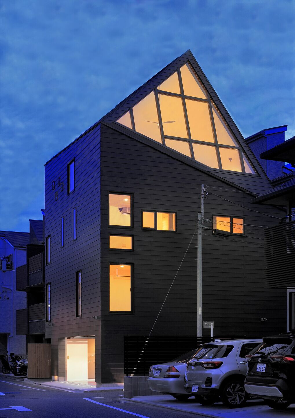 https://archello.com/story/124978/attachments/photos-videos/4 photo_credit GlassEye Inc. (Kazumi Ebihara)
