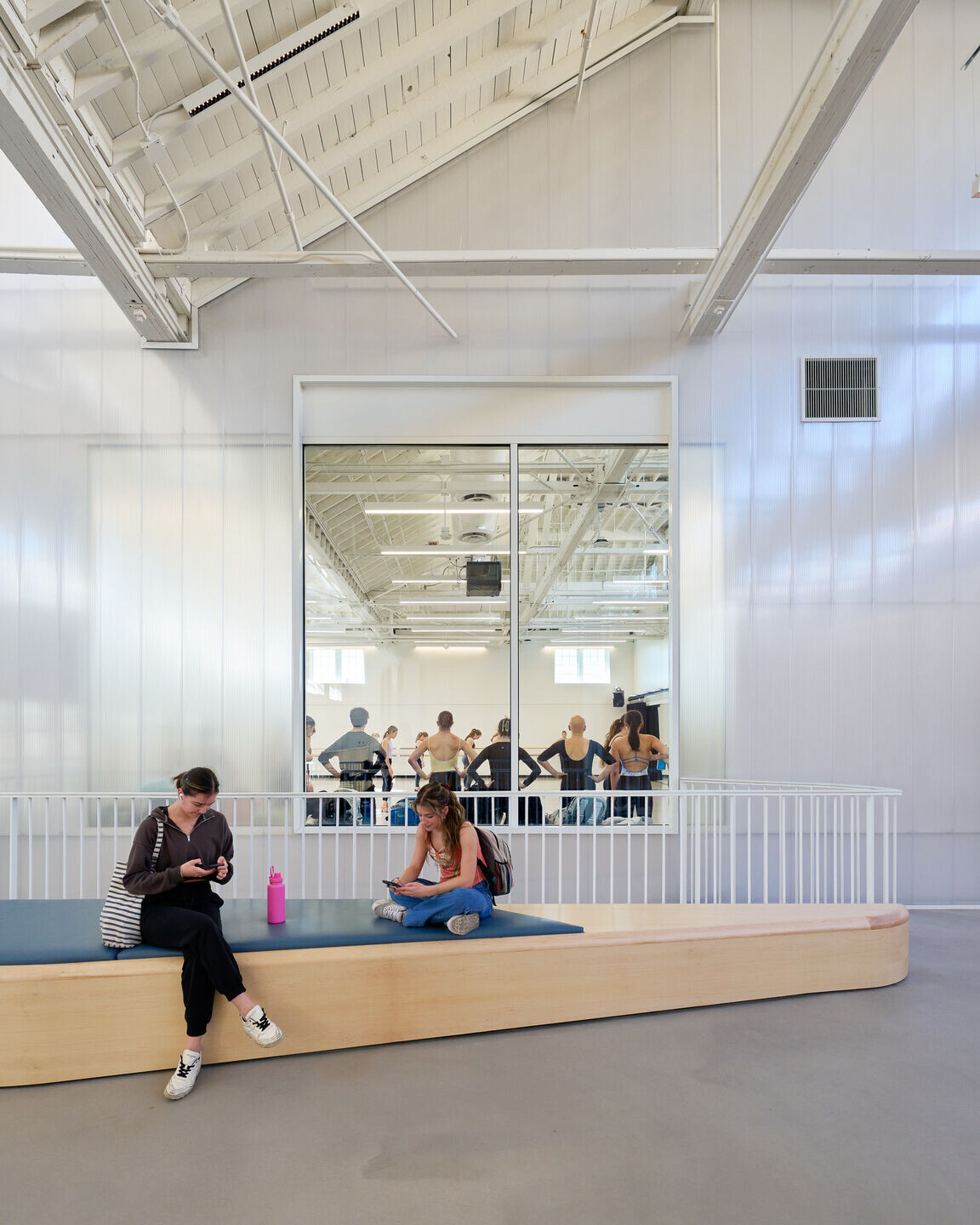 https://archello.com/story/125161/attachments/photos-videos/21 photo_credit Eric Staudenmaier