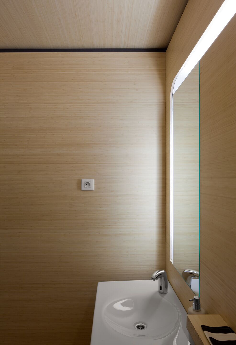 https://archello.com/story/125001/attachments/photos-videos/17 photo_credit Aitor Ortiz