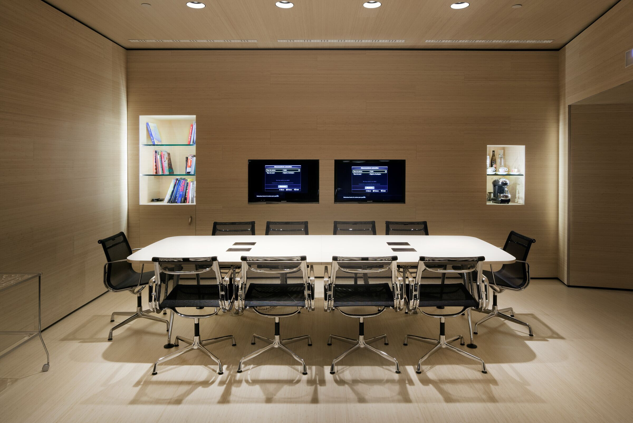 https://archello.com/story/125001/attachments/photos-videos/19 photo_credit Aitor Ortiz