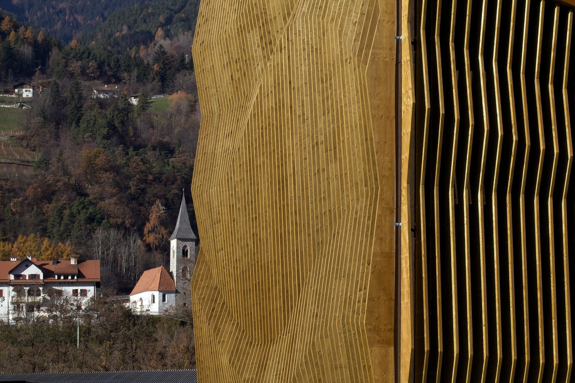 https://archello.com/story/125263/attachments/photos-videos/4 photo_credit Günter Richard Wett