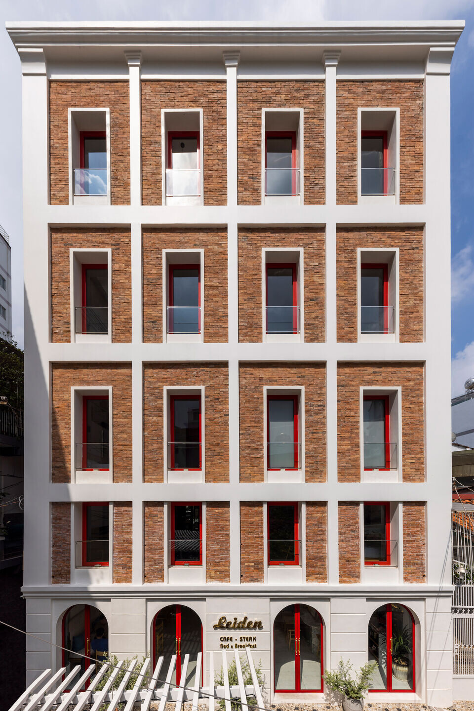 https://archello.com/story/125291/attachments/photos-videos/10 photo_credit Oki Hiroyuki