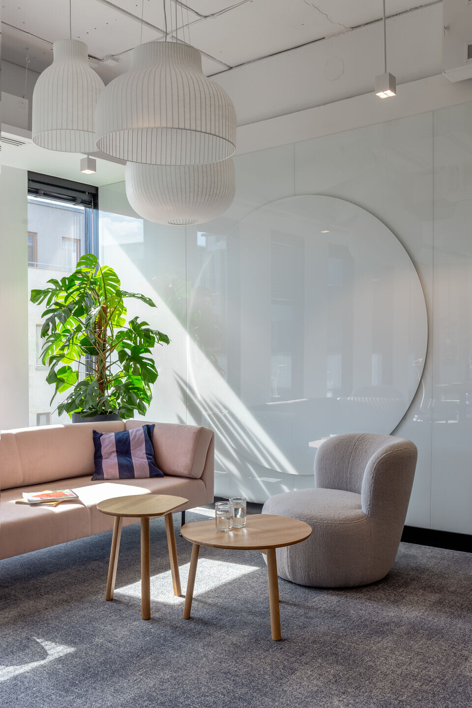 https://archello.com/story/125413/attachments/photos-videos/14 photo_credit W środku