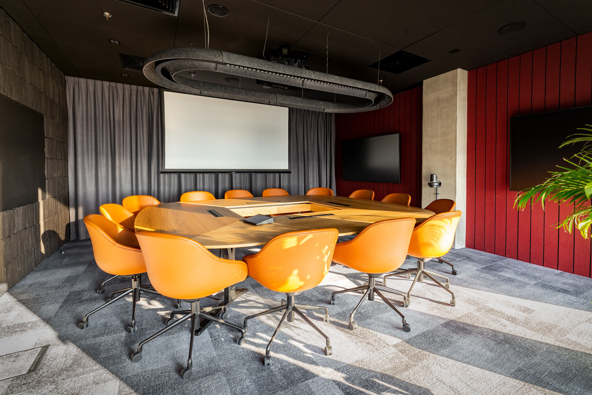 https://archello.com/story/125407/attachments/photos-videos/10 photo_credit W środku
