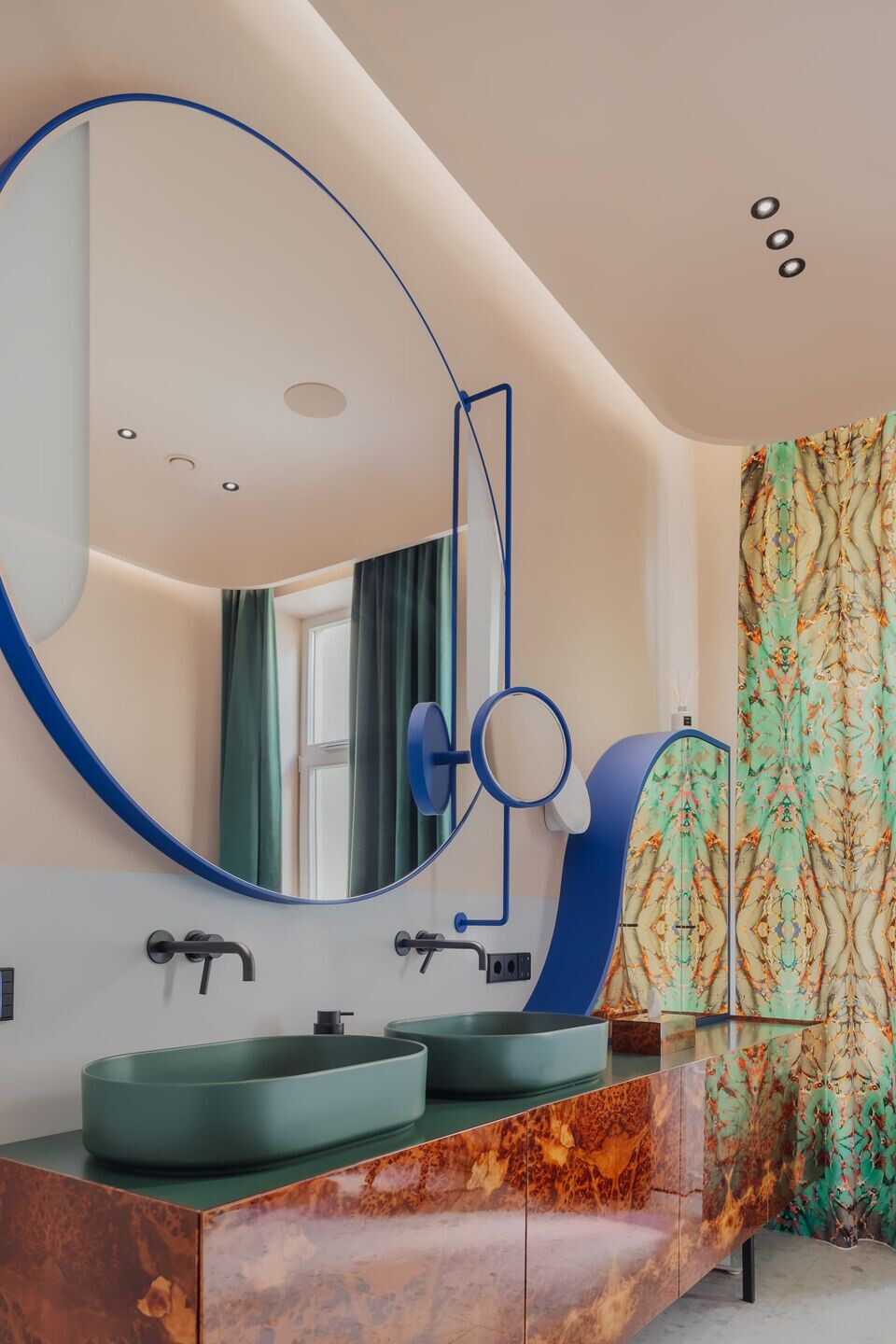 https://archello.com/story/125471/attachments/photos-videos/15