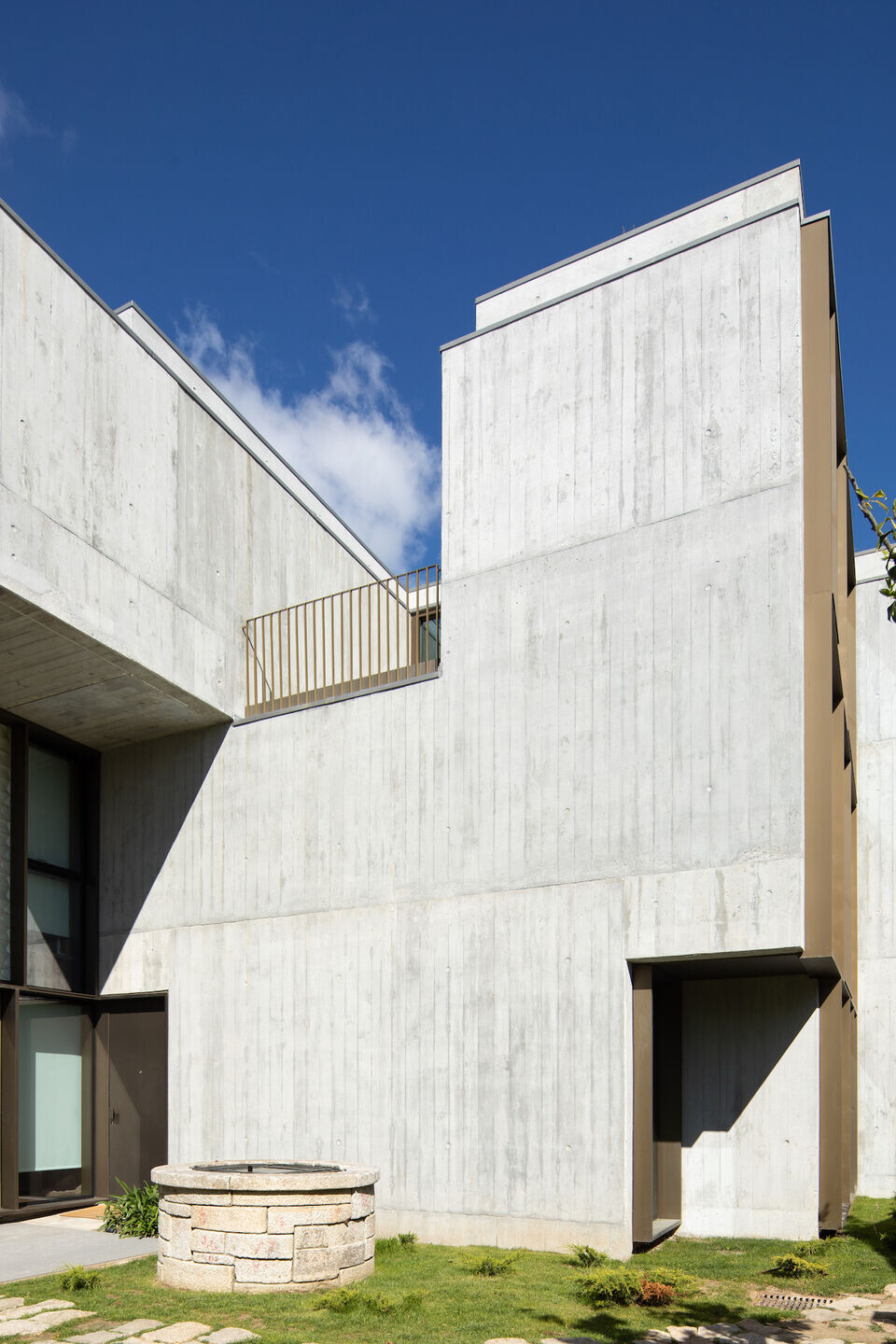 https://archello.com/story/125569/attachments/photos-videos/40 photo_credit José Campos
