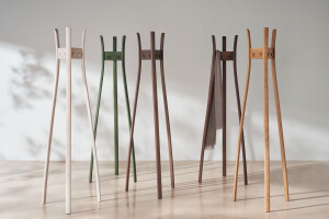 Aki Coat Rack