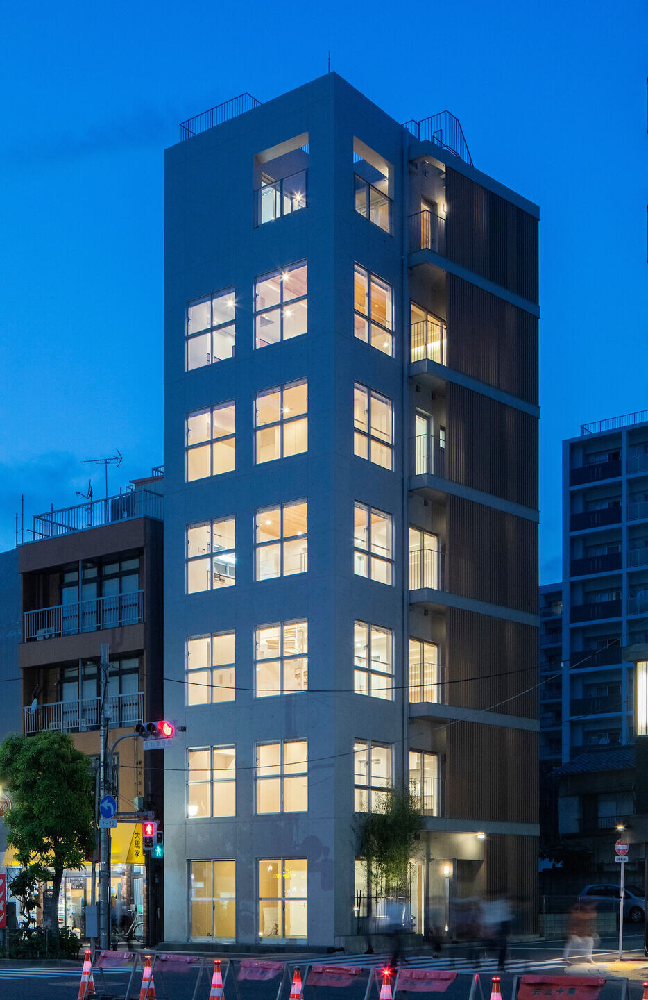 https://archello.com/story/125593/attachments/photos-videos/4 photo_credit Koji Fujii
