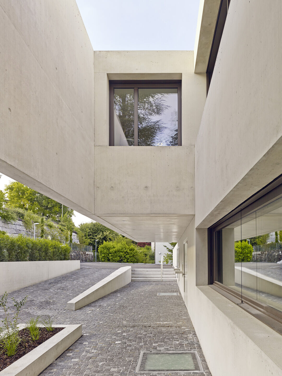https://archello.com/story/125784/attachments/photos-videos/6 photo_credit Juerg Zimmermann, Zurich