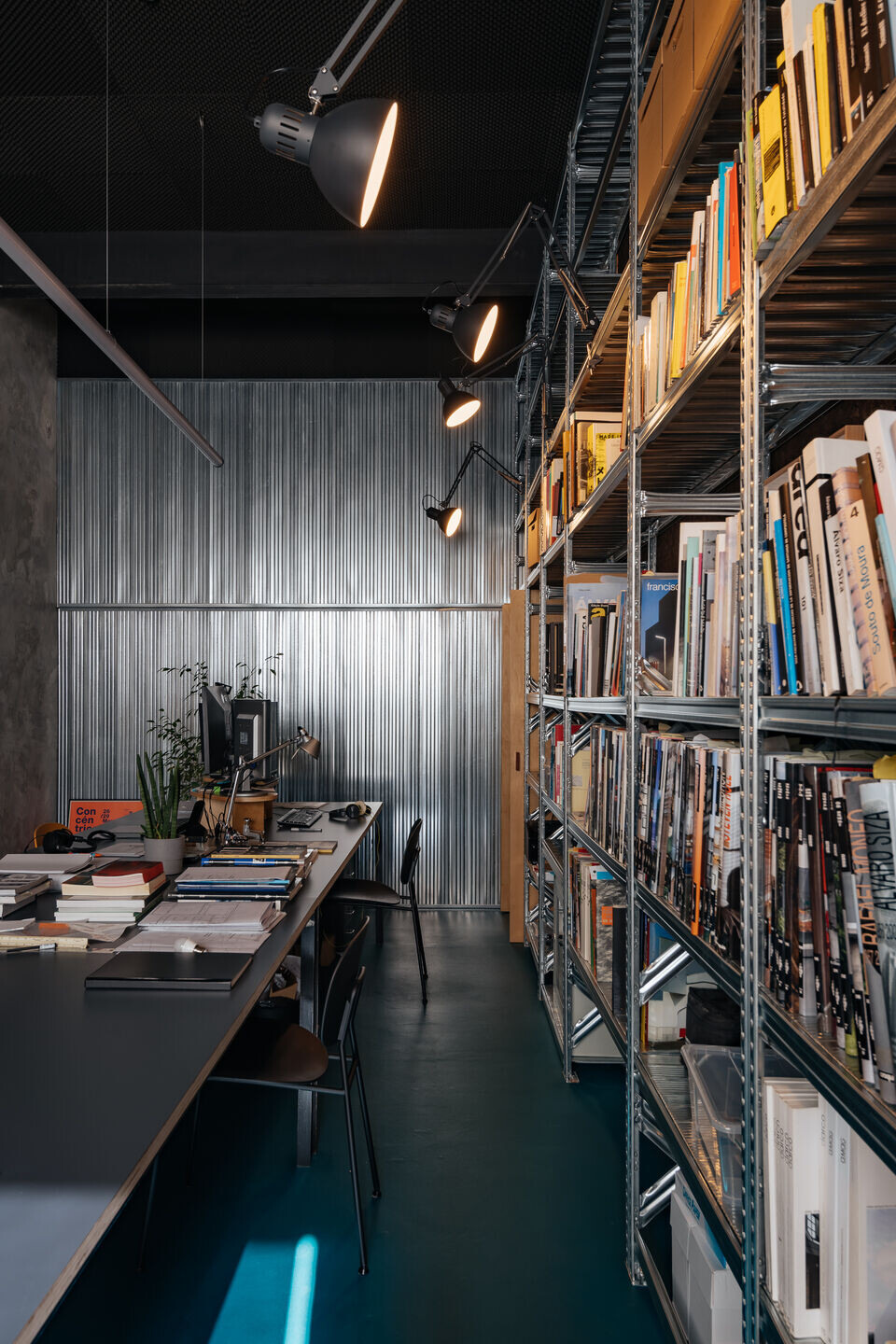 https://archello.com/story/125886/attachments/photos-videos/4 photo_credit do mal o menos