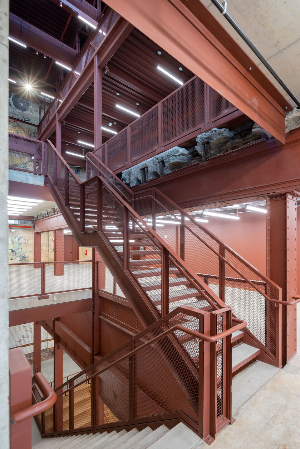 https://archello.com/story/125928/attachments/photos-videos/4 photo_credit Albert Vecerka/Esto
