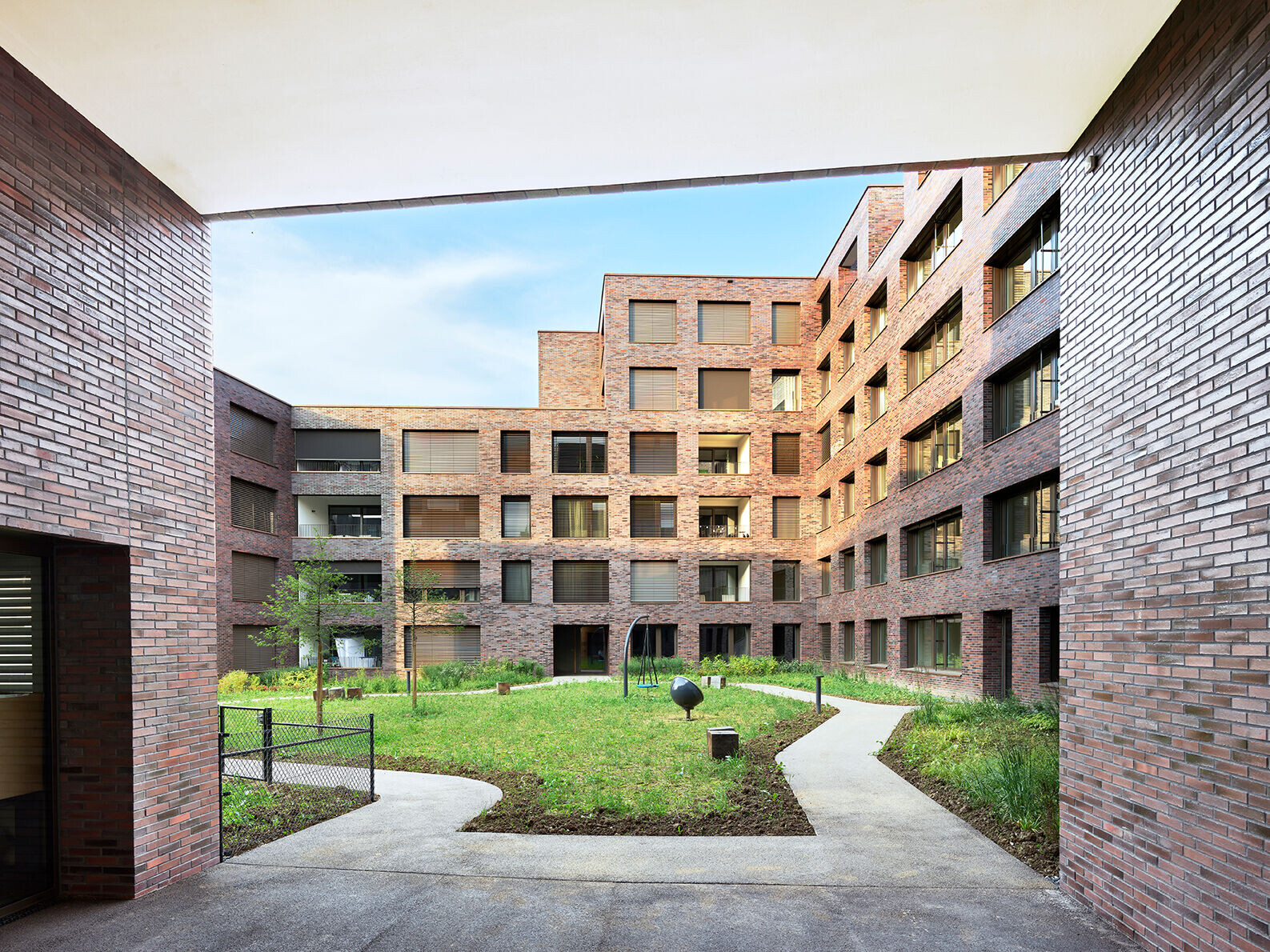 https://archello.com/story/125975/attachments/photos-videos/6 photo_credit Roman Weyeneth