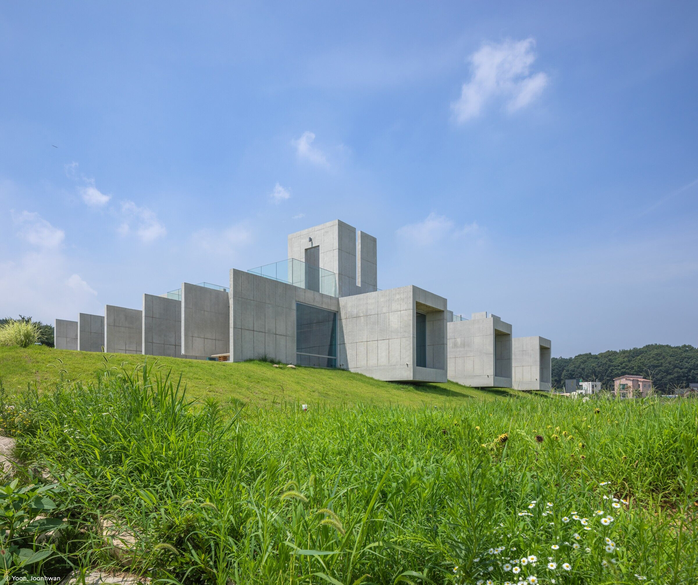 https://archello.com/story/126005/attachments/photos-videos/3 photo_credit Yoon Joonhwan