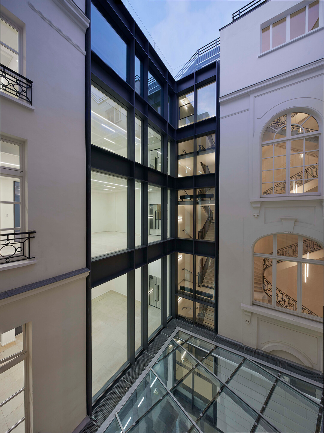 https://archello.com/story/126097/attachments/photos-videos/16 photo_credit Hervé Abbadie