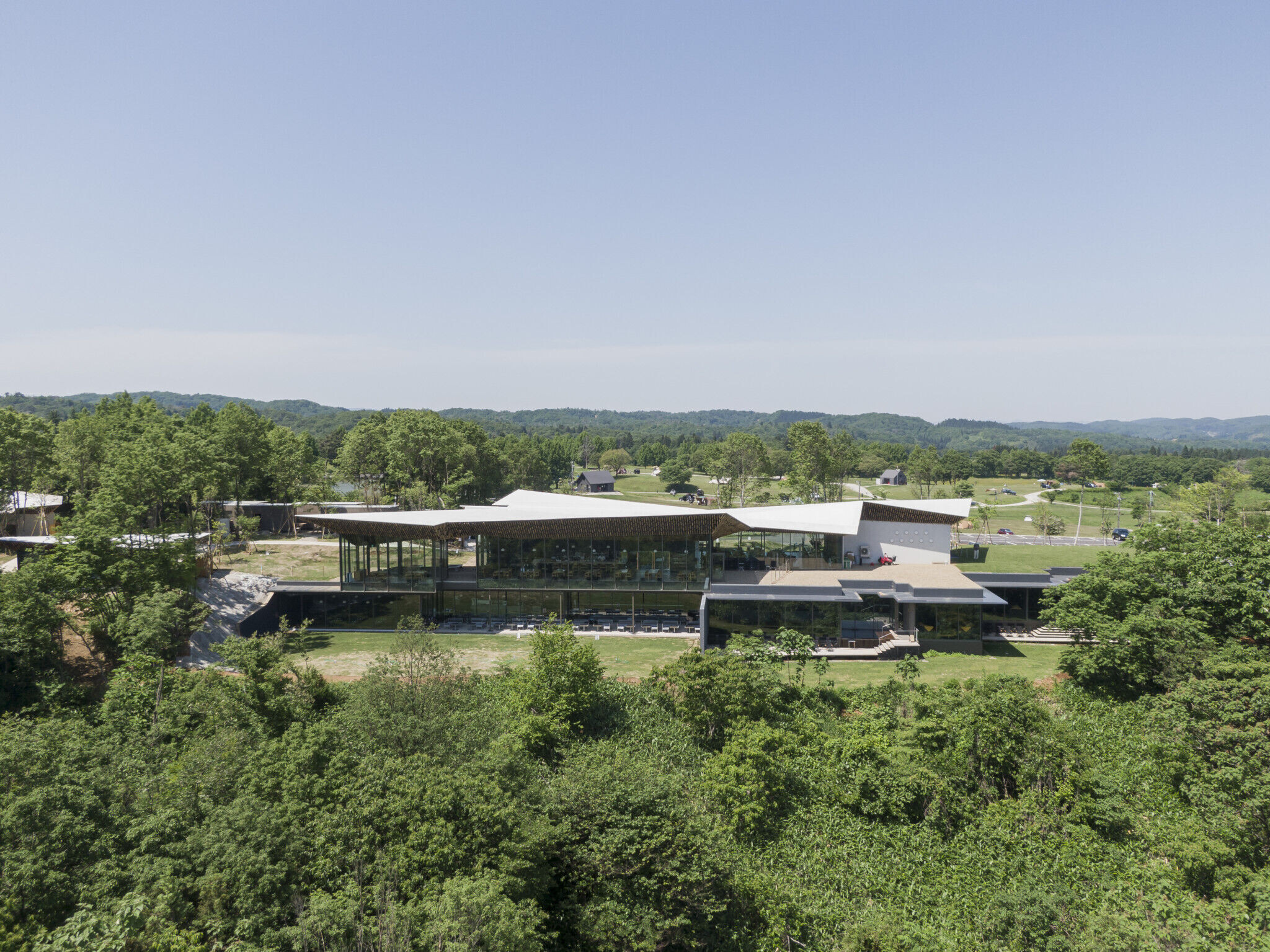 https://archello.com/story/126090/attachments/photos-videos/3 photo_credit Katsu Tanaka Photography