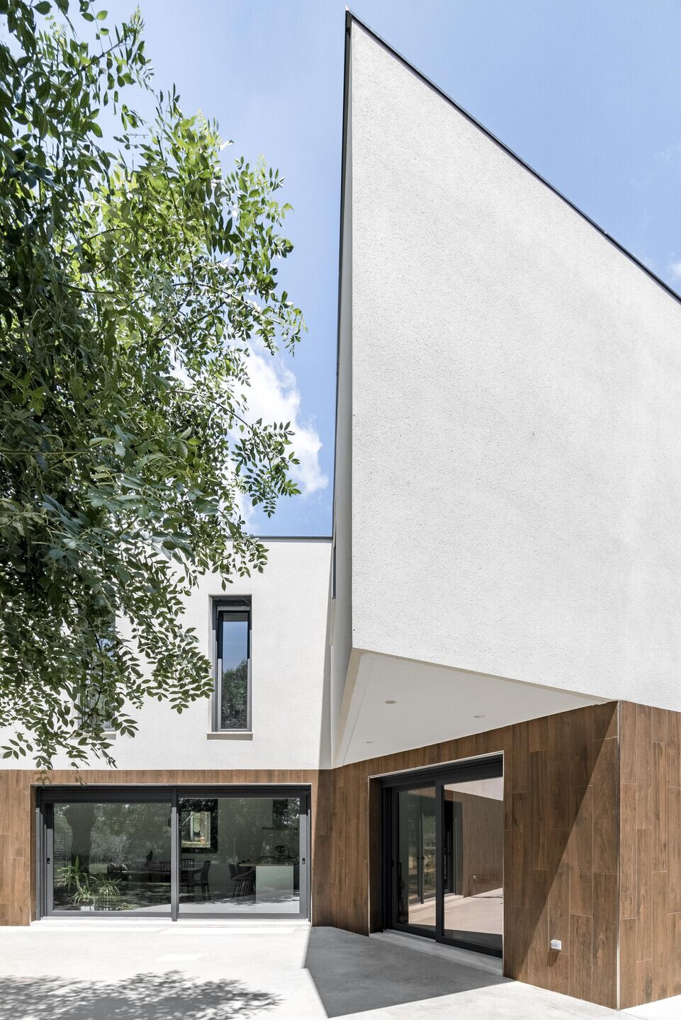 https://archello.com/story/126157/attachments/photos-videos/5 photo_credit David Ballester