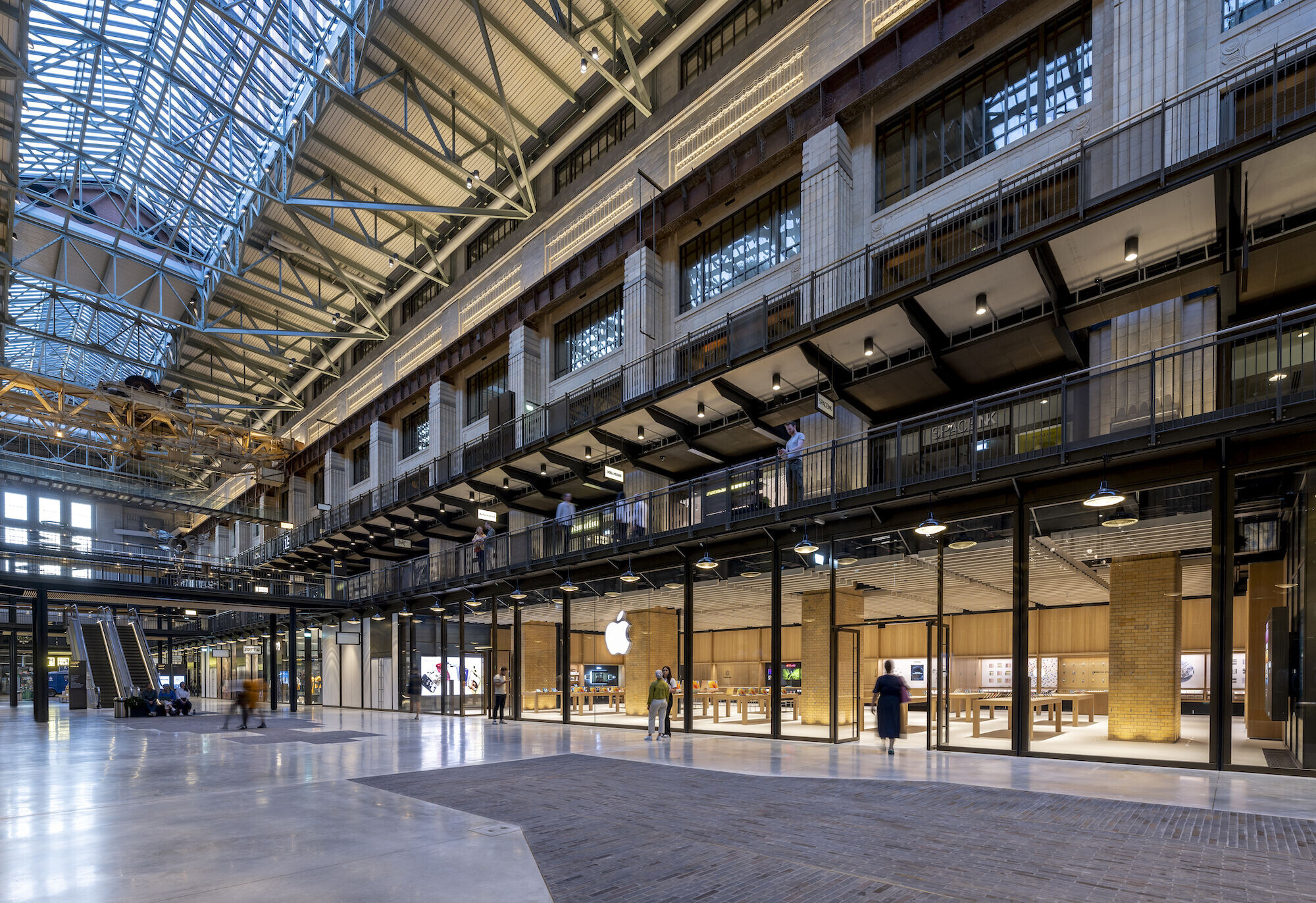 https://archello.com/story/126181/attachments/photos-videos/5 photo_credit Nigel Young / Foster + Partners