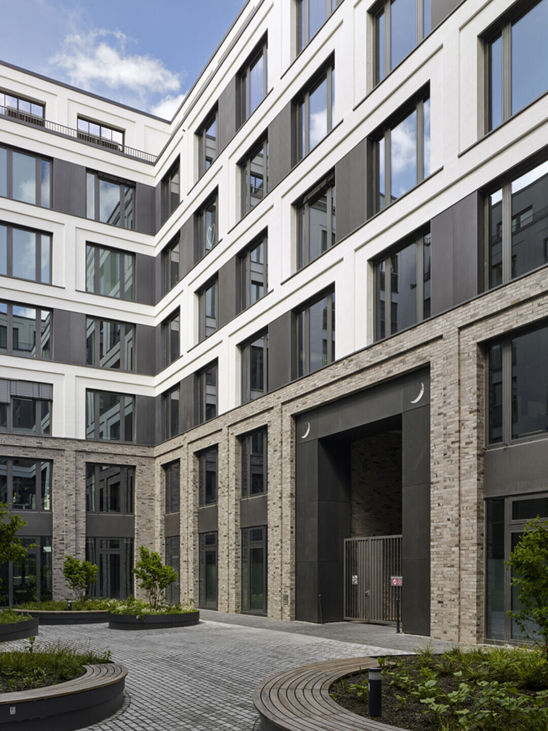 https://archello.com/story/126182/attachments/photos-videos/11 photo_credit Stefan Mueller