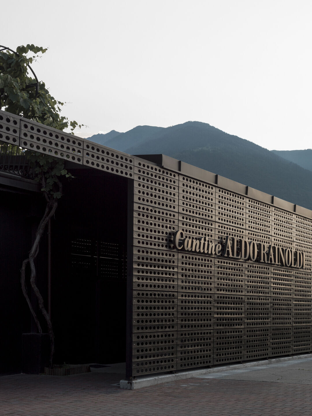 https://archello.com/story/126214/attachments/photos-videos/4 photo_credit Marcello Mariana