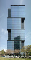 Torre Plaza Europa 34 by GCA Architects defies stereotypes of tall buildings with a volumetrically dynamic glass facade