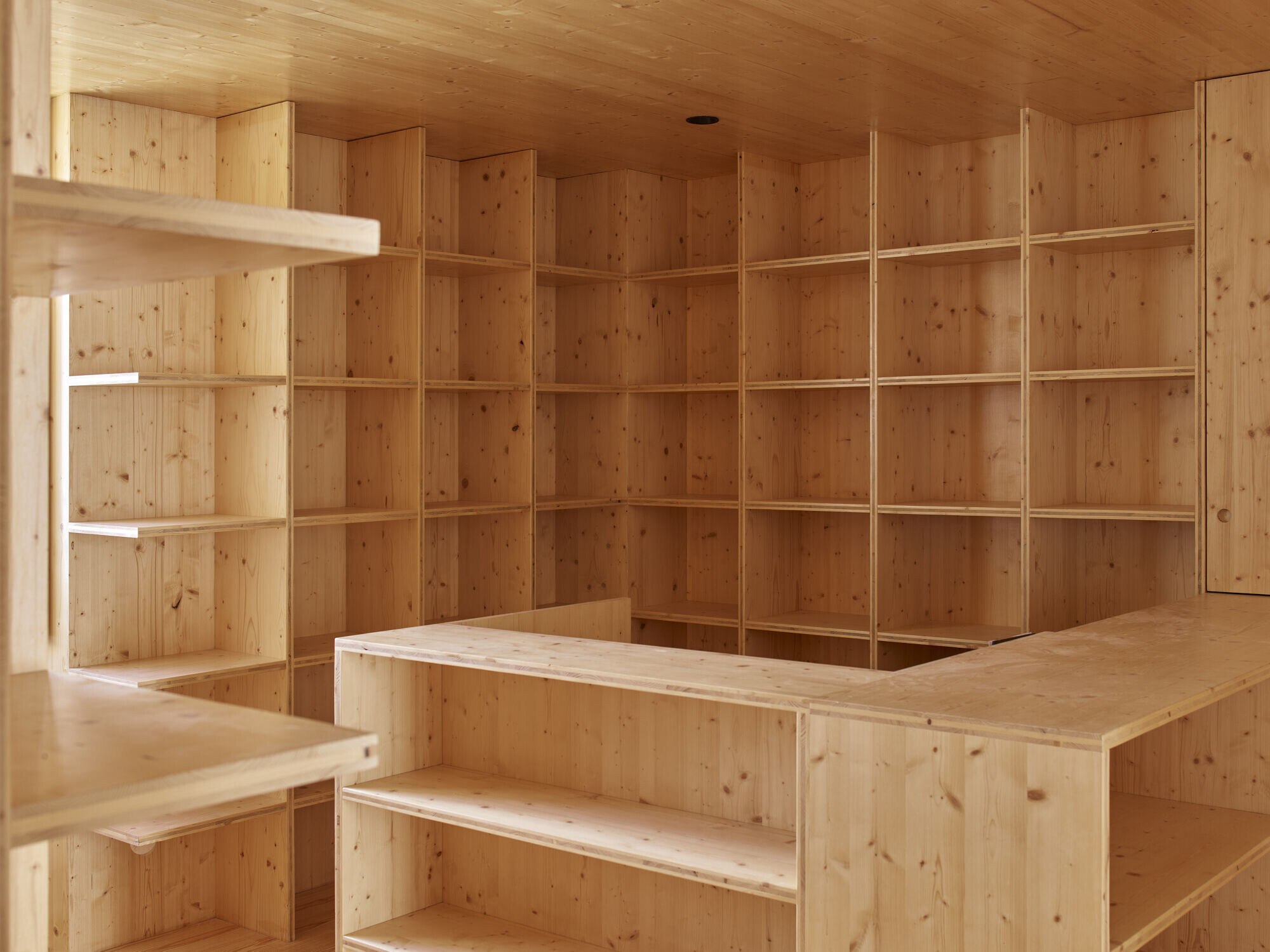 https://archello.com/story/126284/attachments/photos-videos/20 photo_credit Estudio Peso Arquitectura